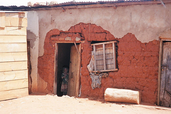 Girl in Doorway, Mtera