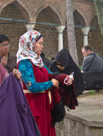 Woman, Topkapi Palace,Istanbul